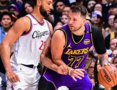 雷火电竞-东契奇连续十五场比赛得分超过出色防守，巴黎圣日耳曼不断突破！赢得满堂喝彩的简单介绍