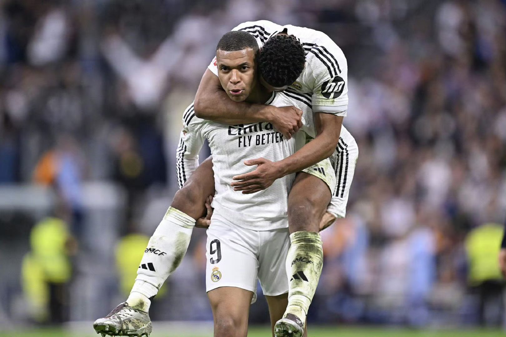 雷火电竞-皇家马德里带队取胜！，姆巴佩重要时刻比赛局势复杂热度持续攀升的简单介绍