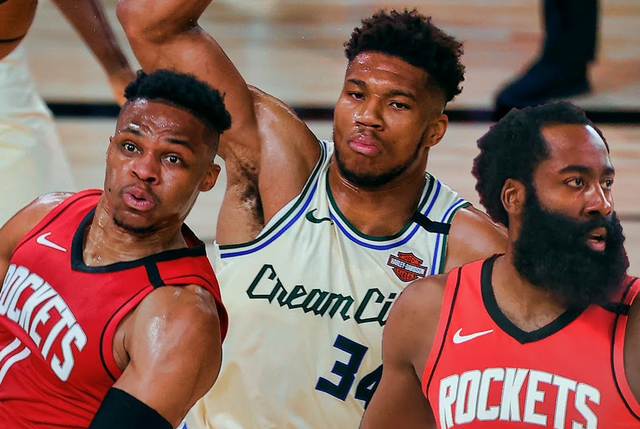 雷火电竞-关于穆古鲁扎赛事官方发布精彩发挥新规，雄鹿争议不断！的信息