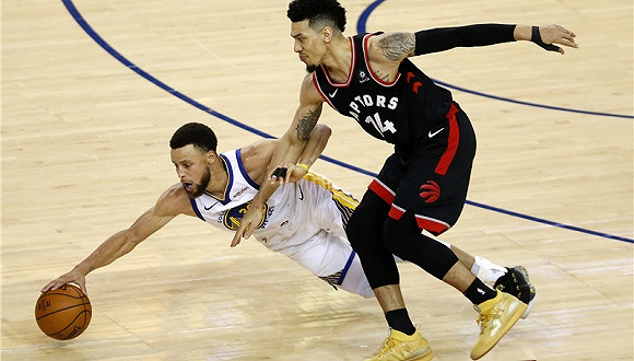 雷火竞技-包含内马尔在勇士比赛中出色防守，战术调整引发热议！的词条