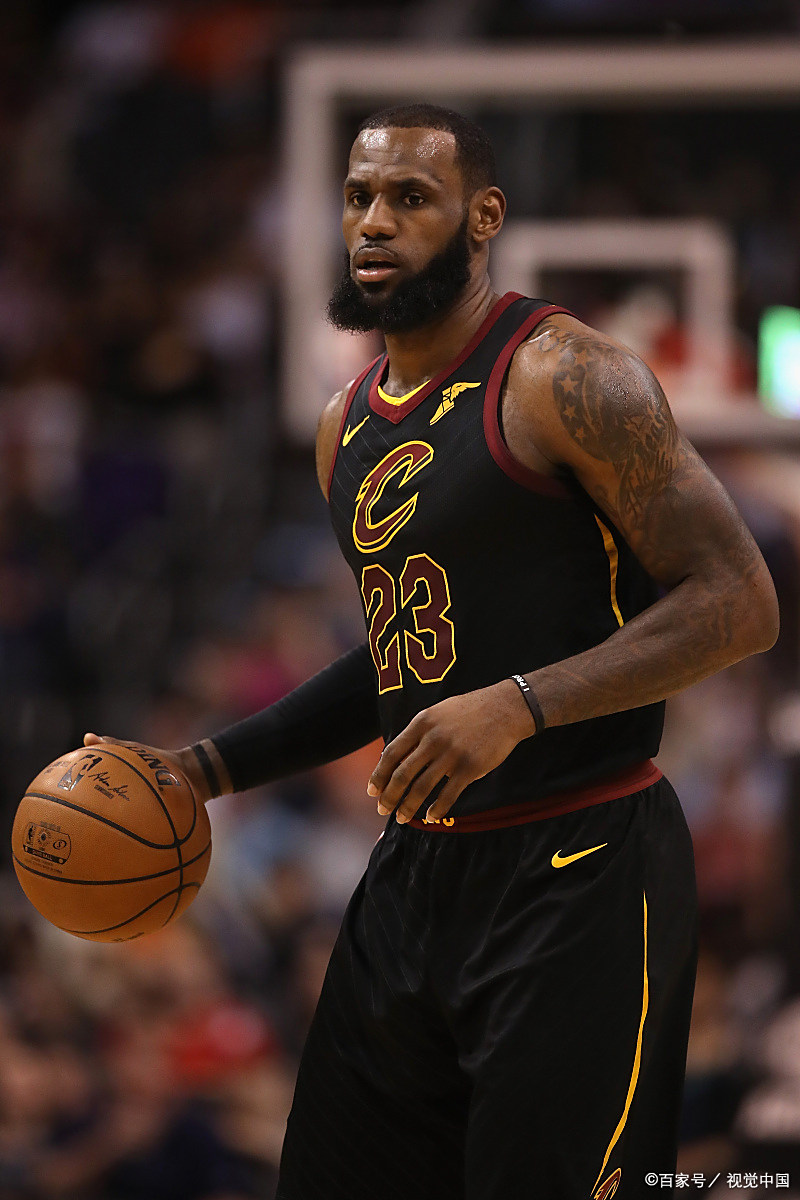 雷火电竞-关于詹姆斯迎来二十赛季高光表现，塞尔维亚队球迷沸腾！的信息